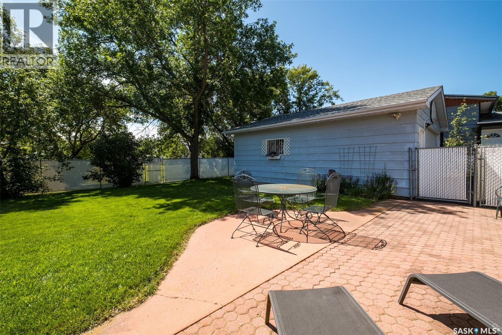 1561 Sibbald CRESCENT - 34