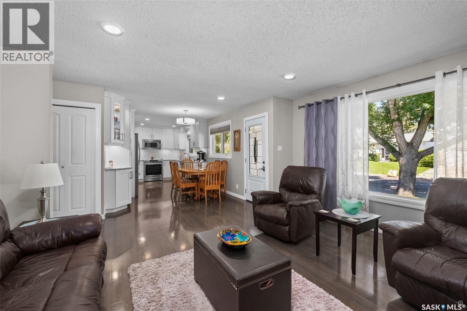 1561 Sibbald CRESCENT - Image 7