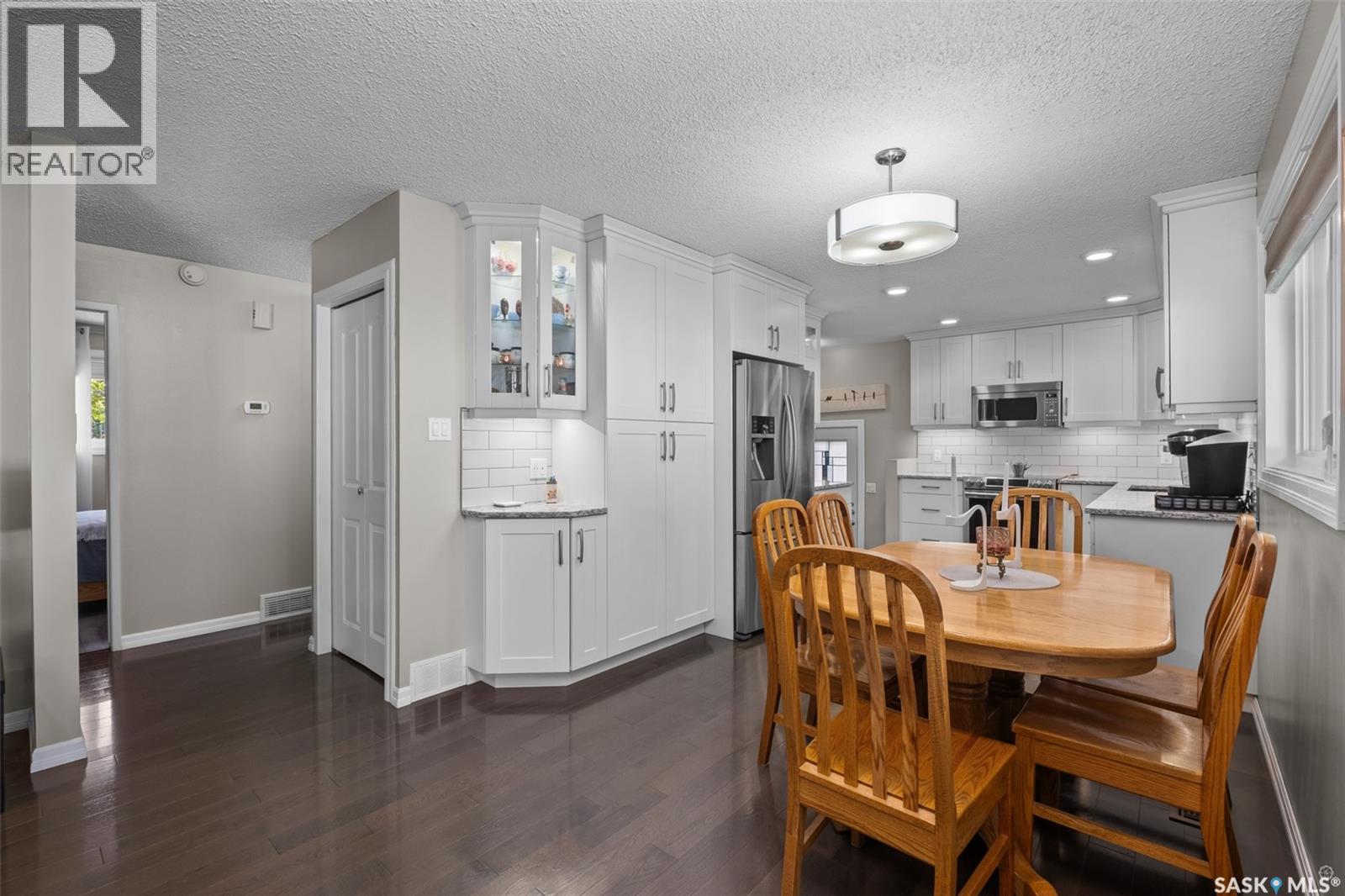 1561 Sibbald CRESCENT - Image 8