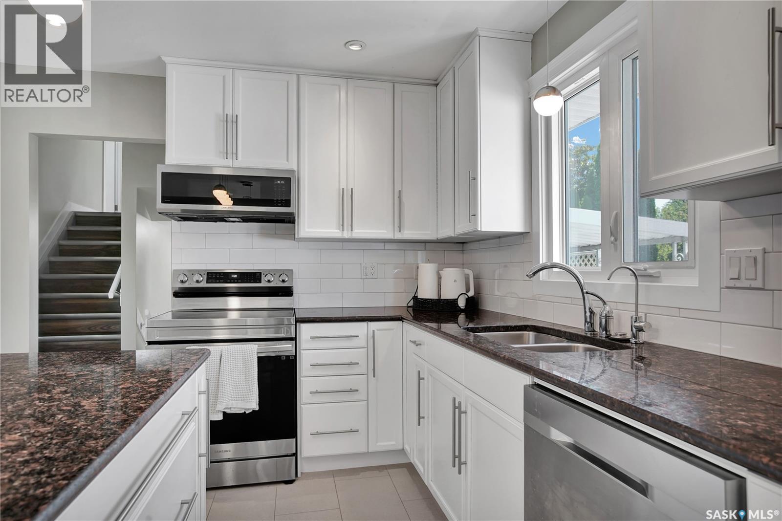 217 Mount Allison CRESCENT - Image 11