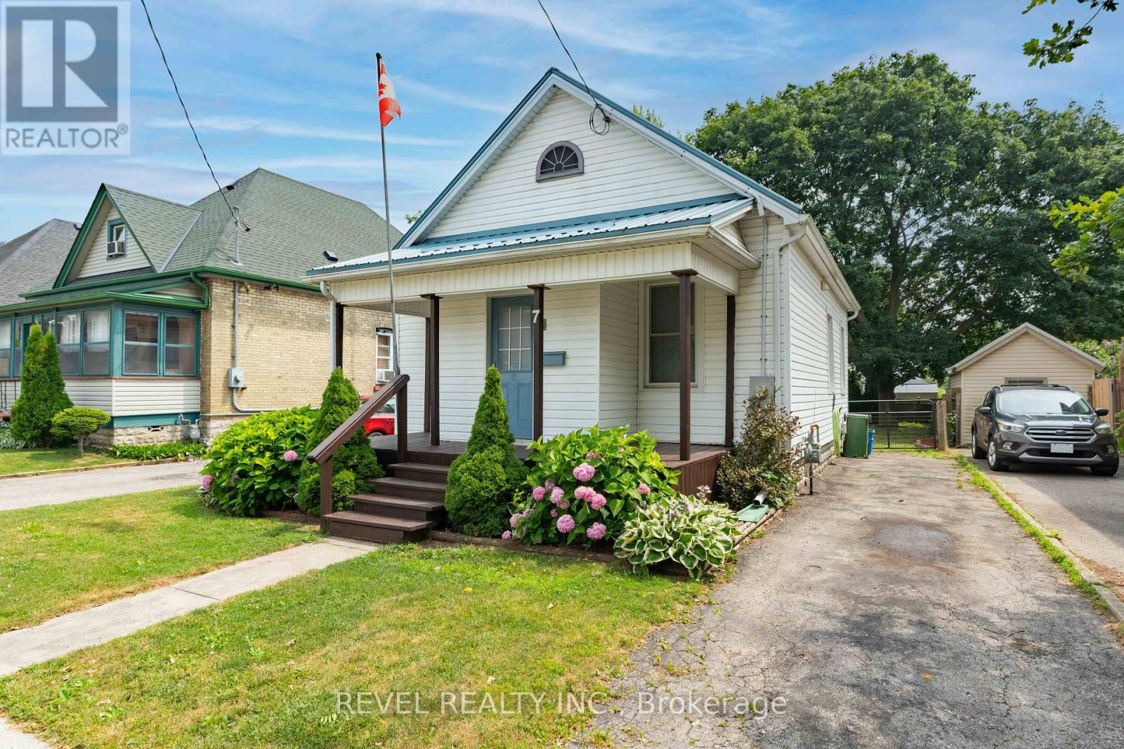 7 MAPLE STREET - 1