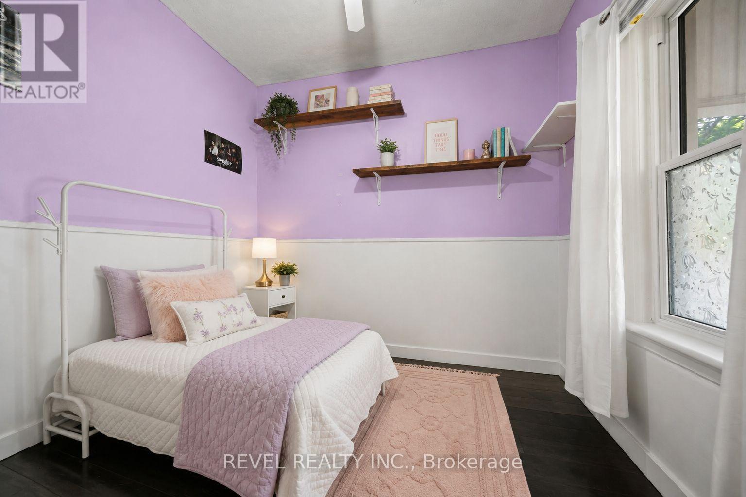 7 MAPLE STREET - 12