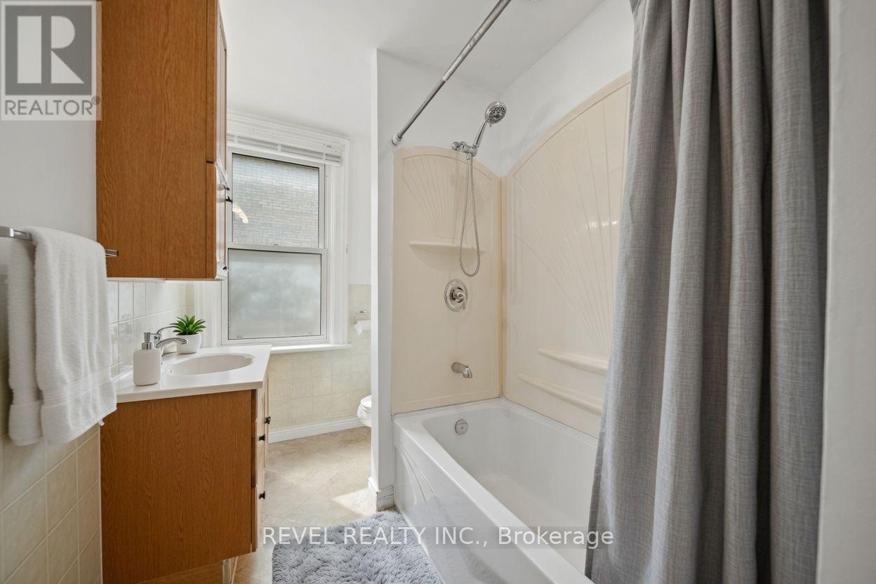 7 MAPLE STREET - 14