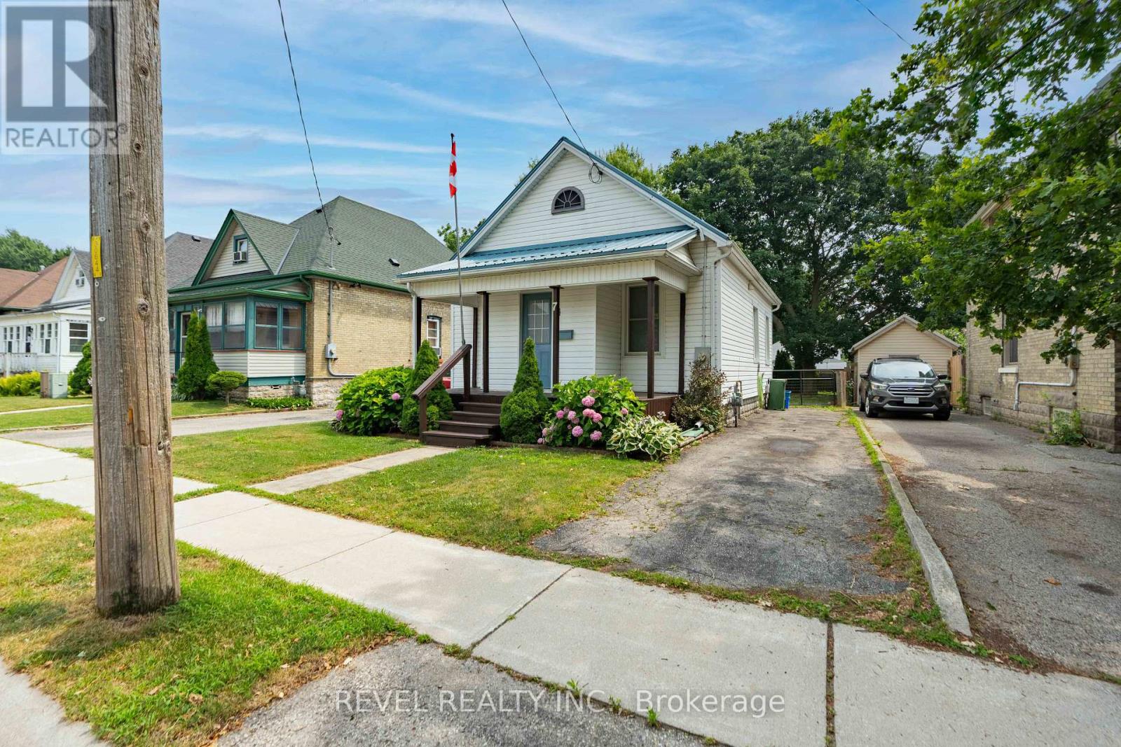 7 MAPLE STREET - 30