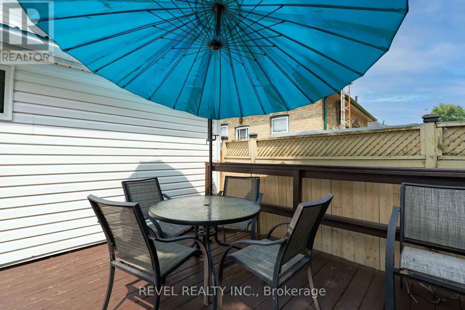 7 MAPLE STREET - 35