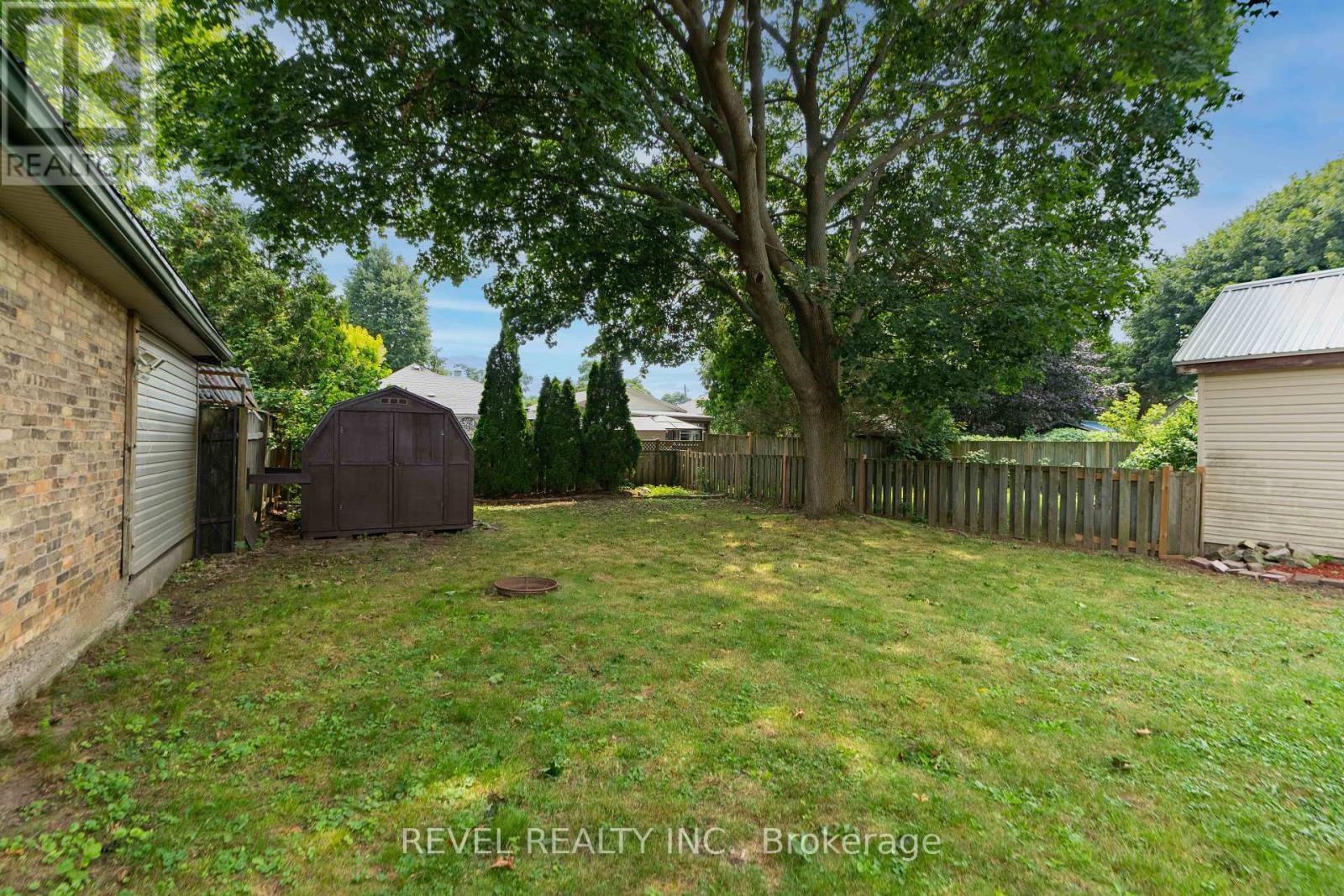 7 MAPLE STREET - 36