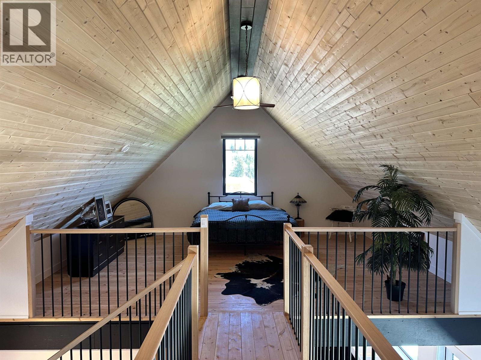 8116 N BRIDGE LAKE ROAD - Image 24