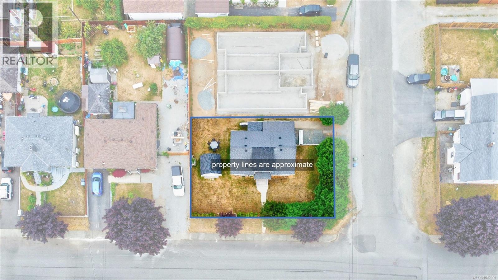 4925 Leslie Ave - 27