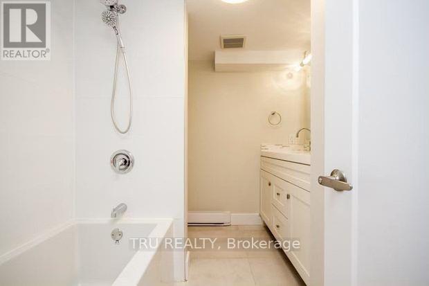 2 Bed, 1 Bath House for Rent in Ottawa – B – 2430 IRIS STREET, Ottawa – MLS# X13610562 - Image 16
