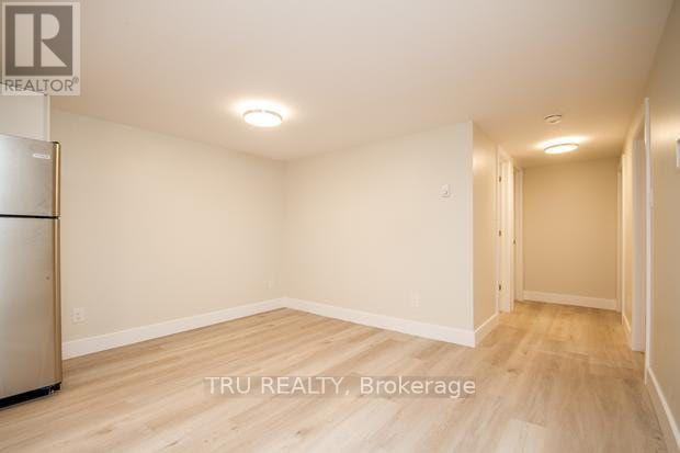 2 Bed, 1 Bath House for Rent in Ottawa – B – 2430 IRIS STREET, Ottawa – MLS# X13610562 - Image 21