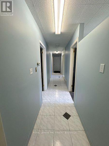 4213/4207 4213/4207 DRUMMOND ROAD - 9
