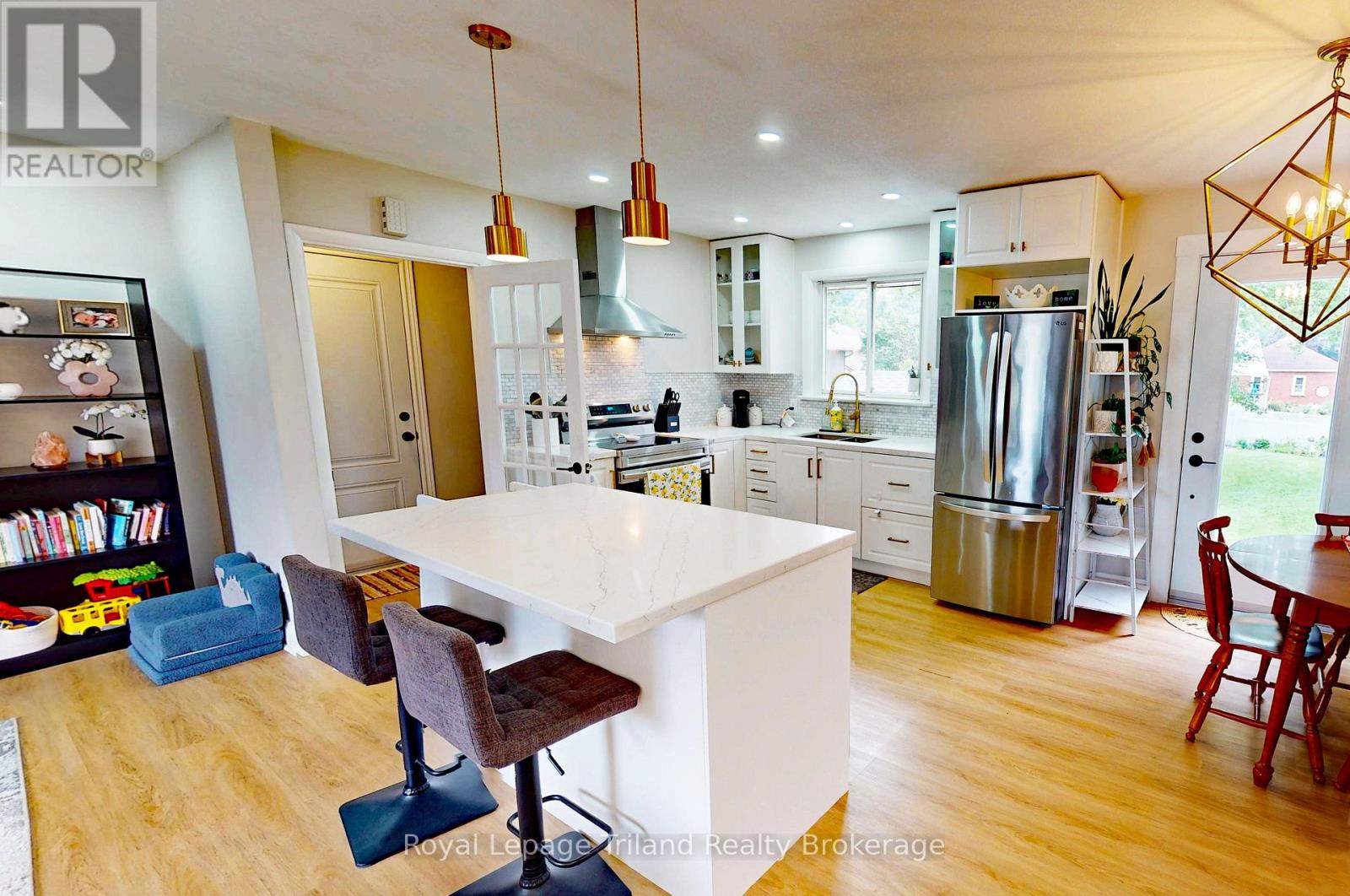 8 DOUGALL STREET - Image 7