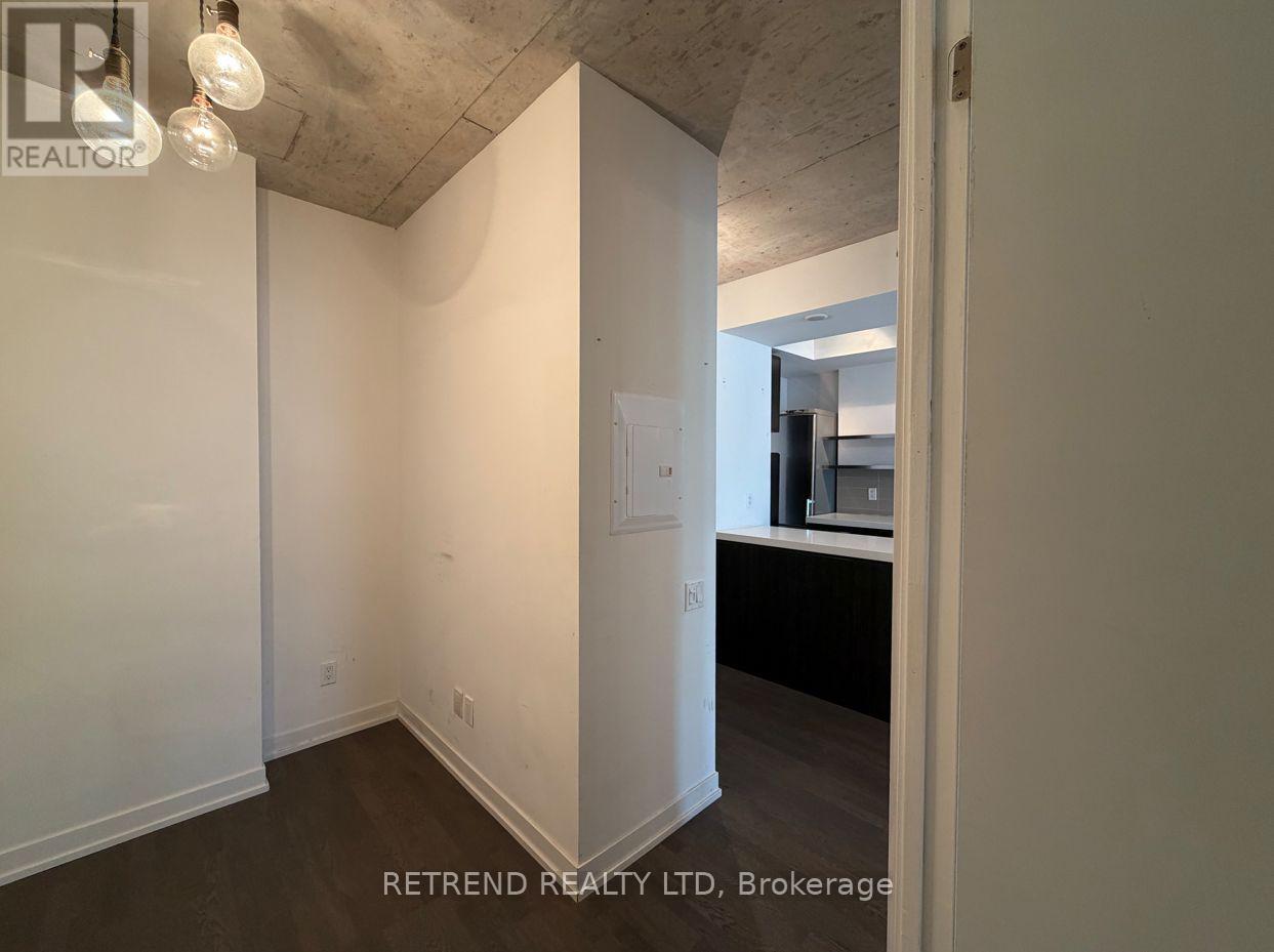 #610 560 KING STREET W - 12
