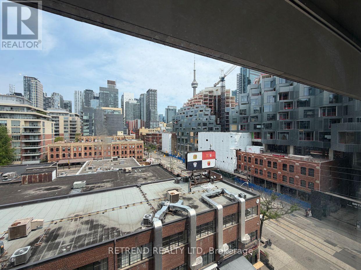 #610 560 KING STREET W - 15
