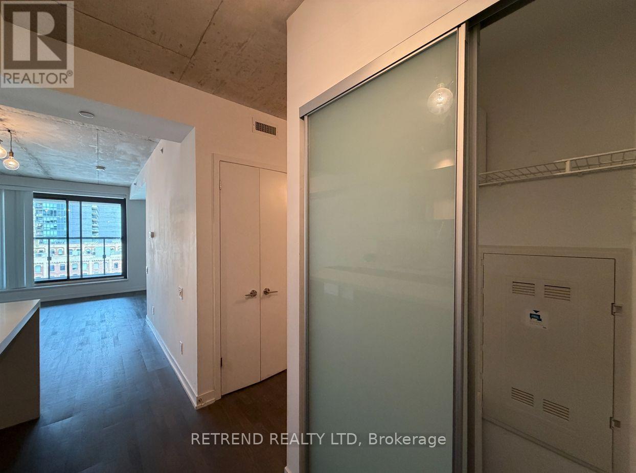 #610 560 KING STREET W - Image 3