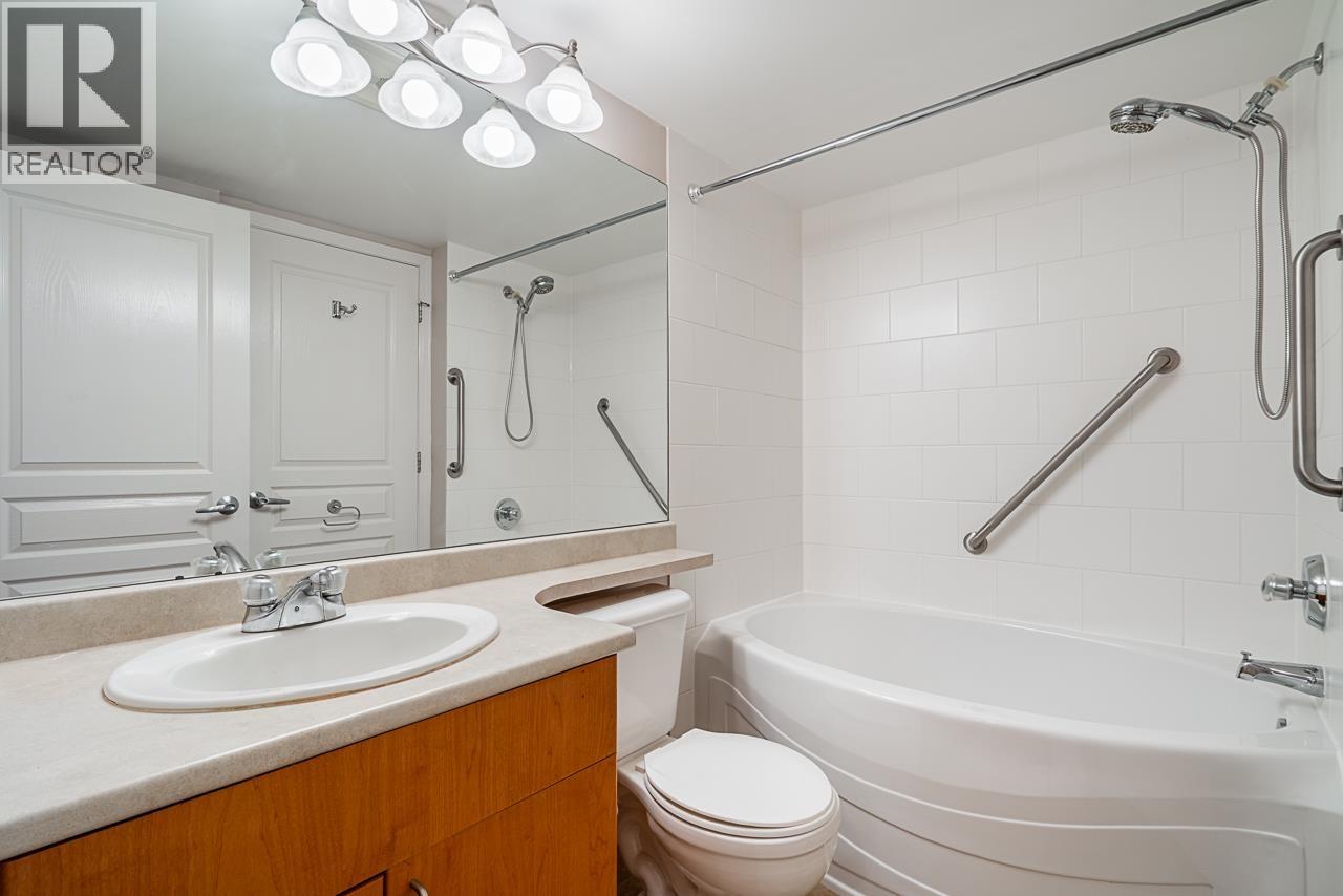 112 1150 E 29TH STREET, North Vancouver