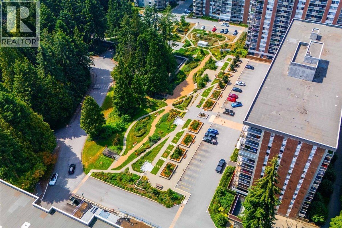 705 2008 FULLERTON AVENUE, North Vancouver