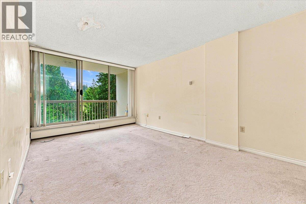 705 2008 FULLERTON AVENUE, North Vancouver