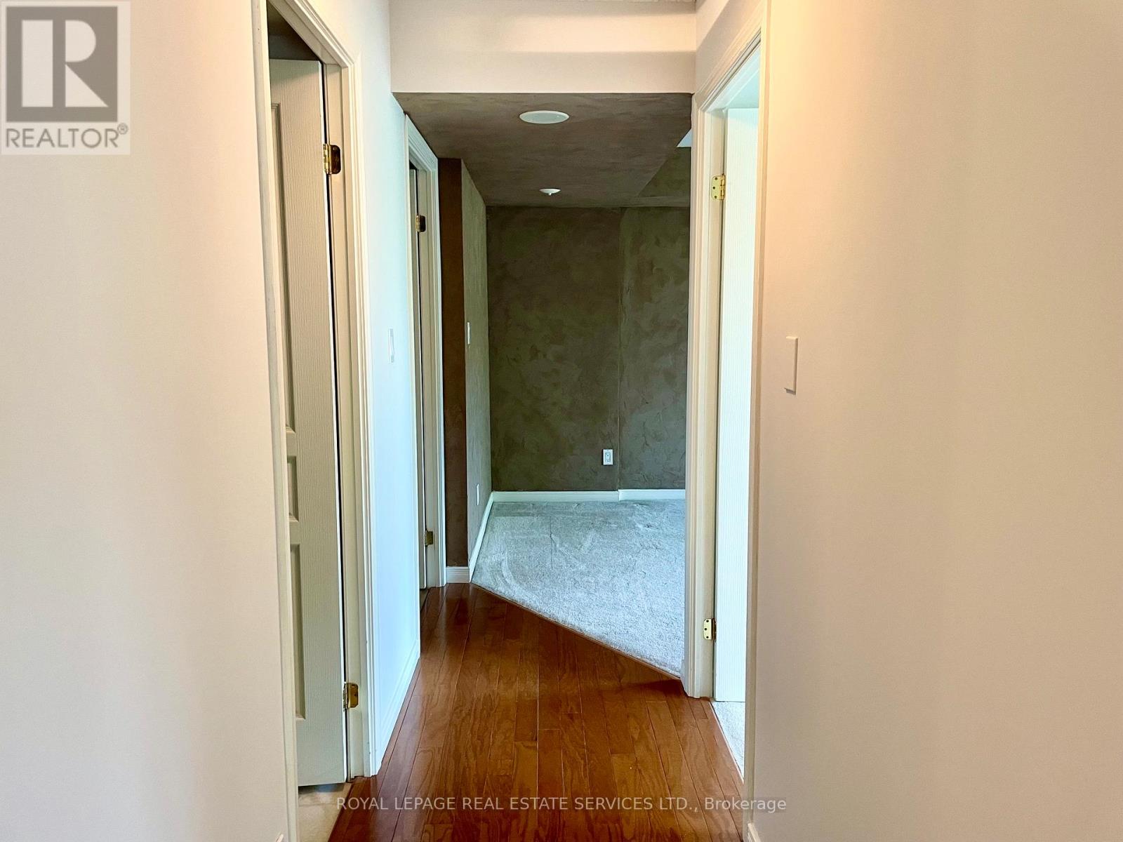 #203 29 NORTHERN HEIGHTS DRIVE - Image 10