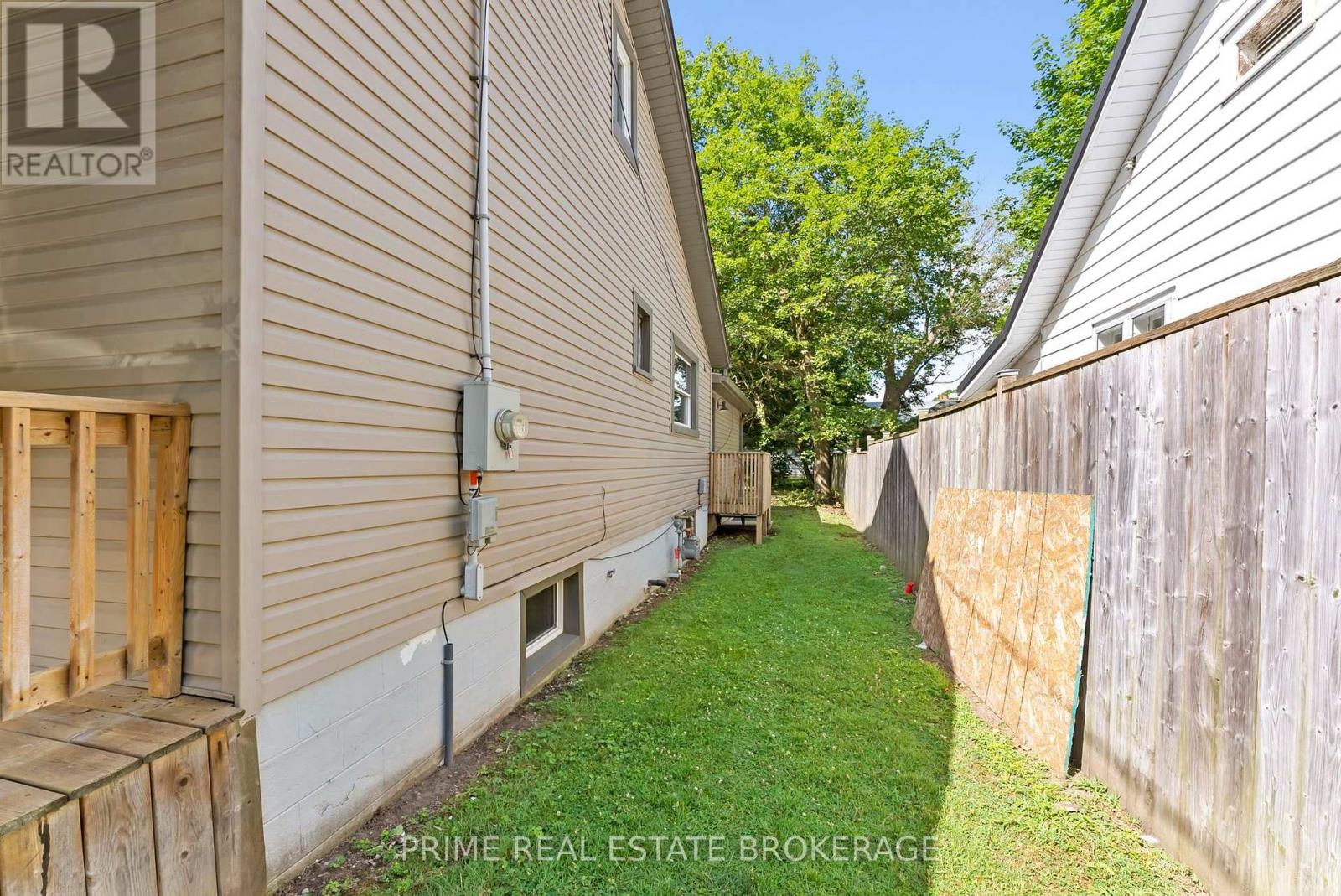 457 ST GEORGE STREET - 34