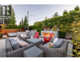586-588 North Fletcher Road, Gibsons, BC V0N1V9 Photo 38