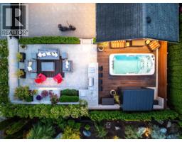 586-588 North Fletcher Road, Gibsons, BC V0N1V9 Photo 40