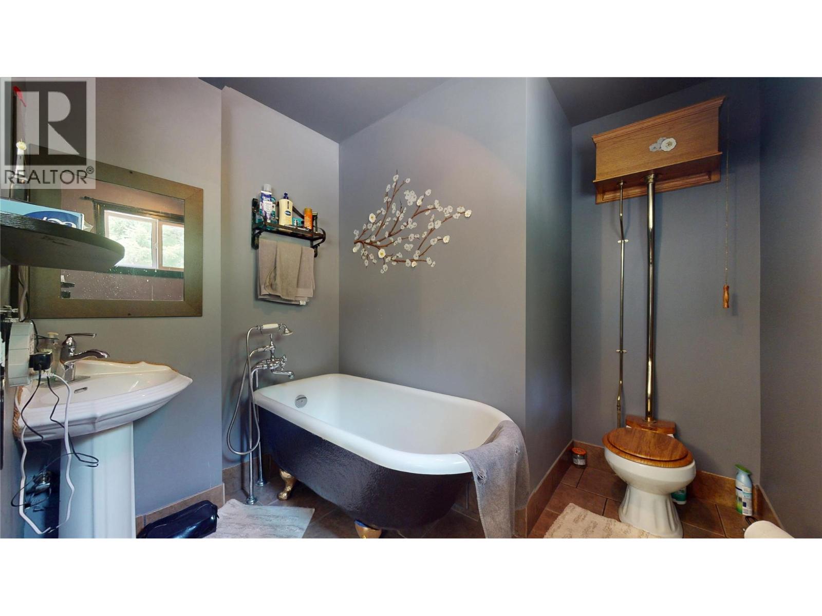 897 Silver Creek Road - 25