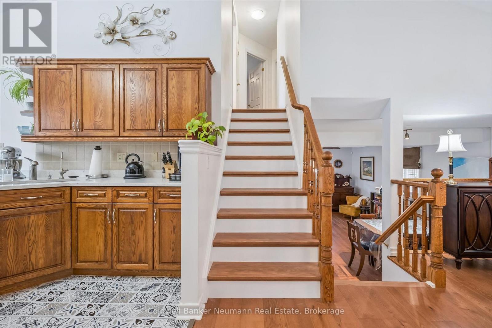 375 GORDON STREET - 15