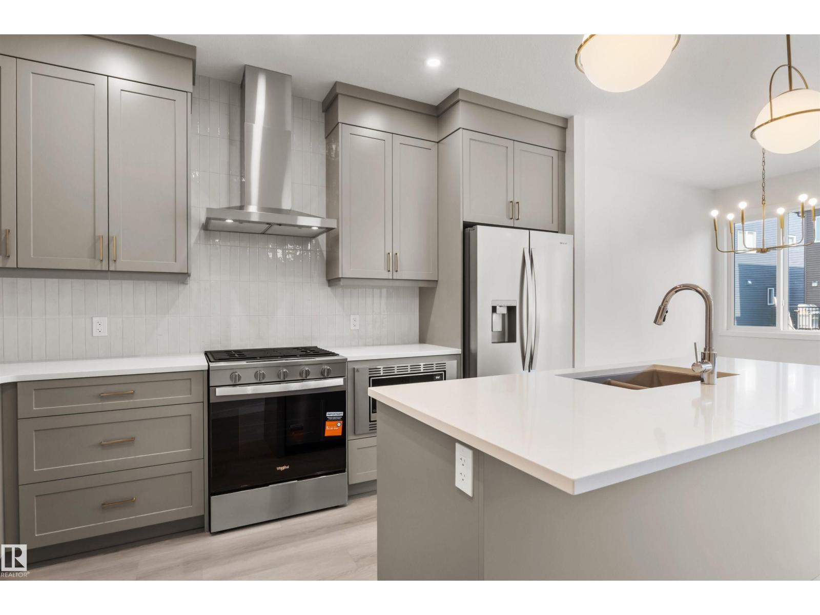 2376 MUCKLEPLUM WY SW - 1