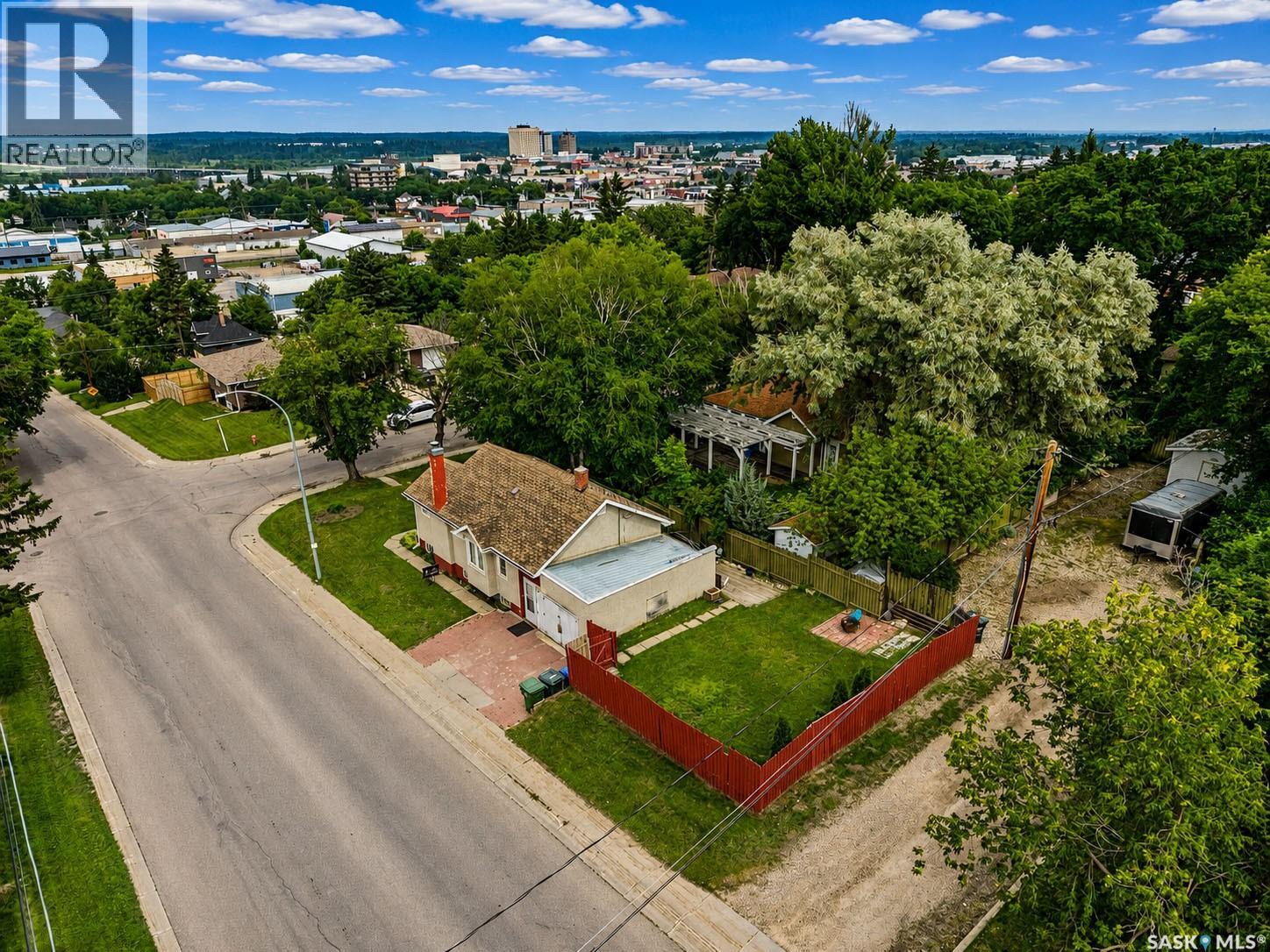 385 19th STREET W - 18