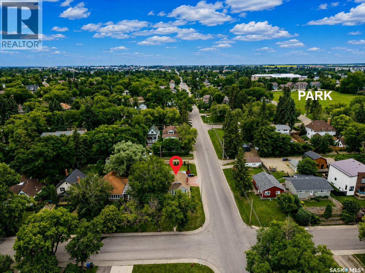 385 19th STREET W - 20