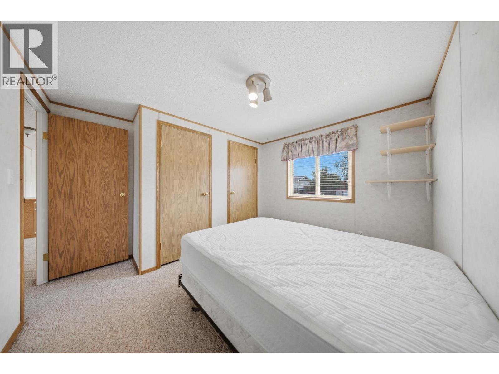 8516 98 AVENUE - 16