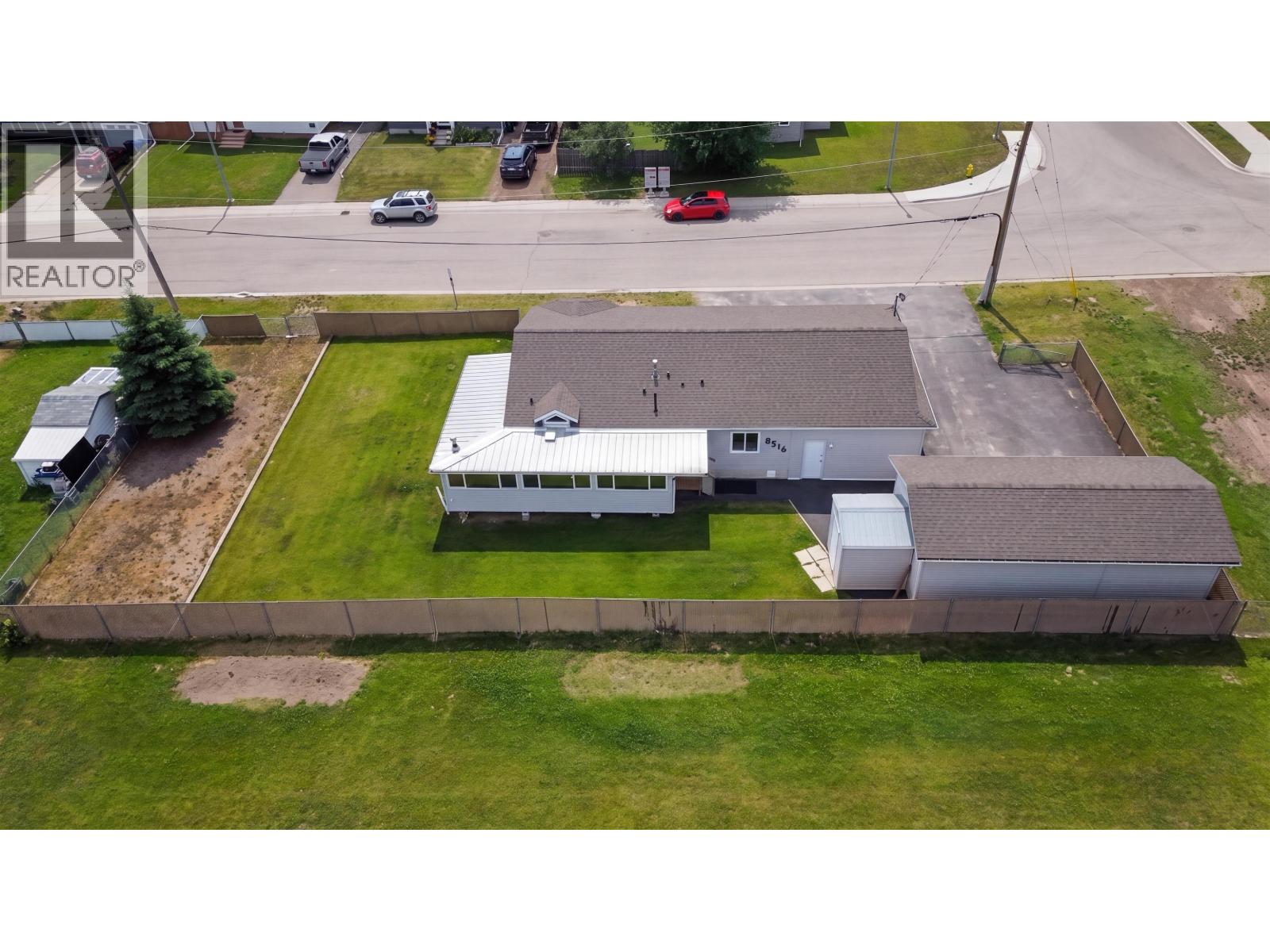 8516 98 AVENUE - 35