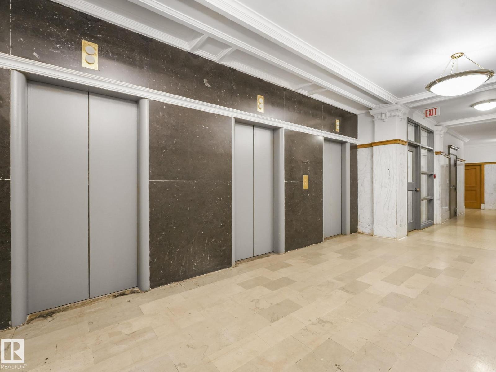 #807 10134 100 ST NW - 42
