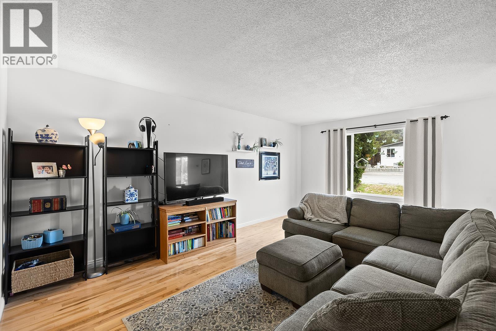  2447 Margaret Road, West Kelowna