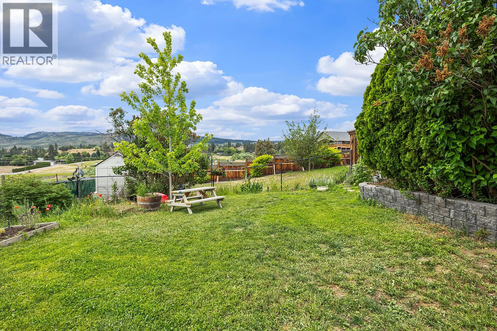  2447 Margaret Road, West Kelowna