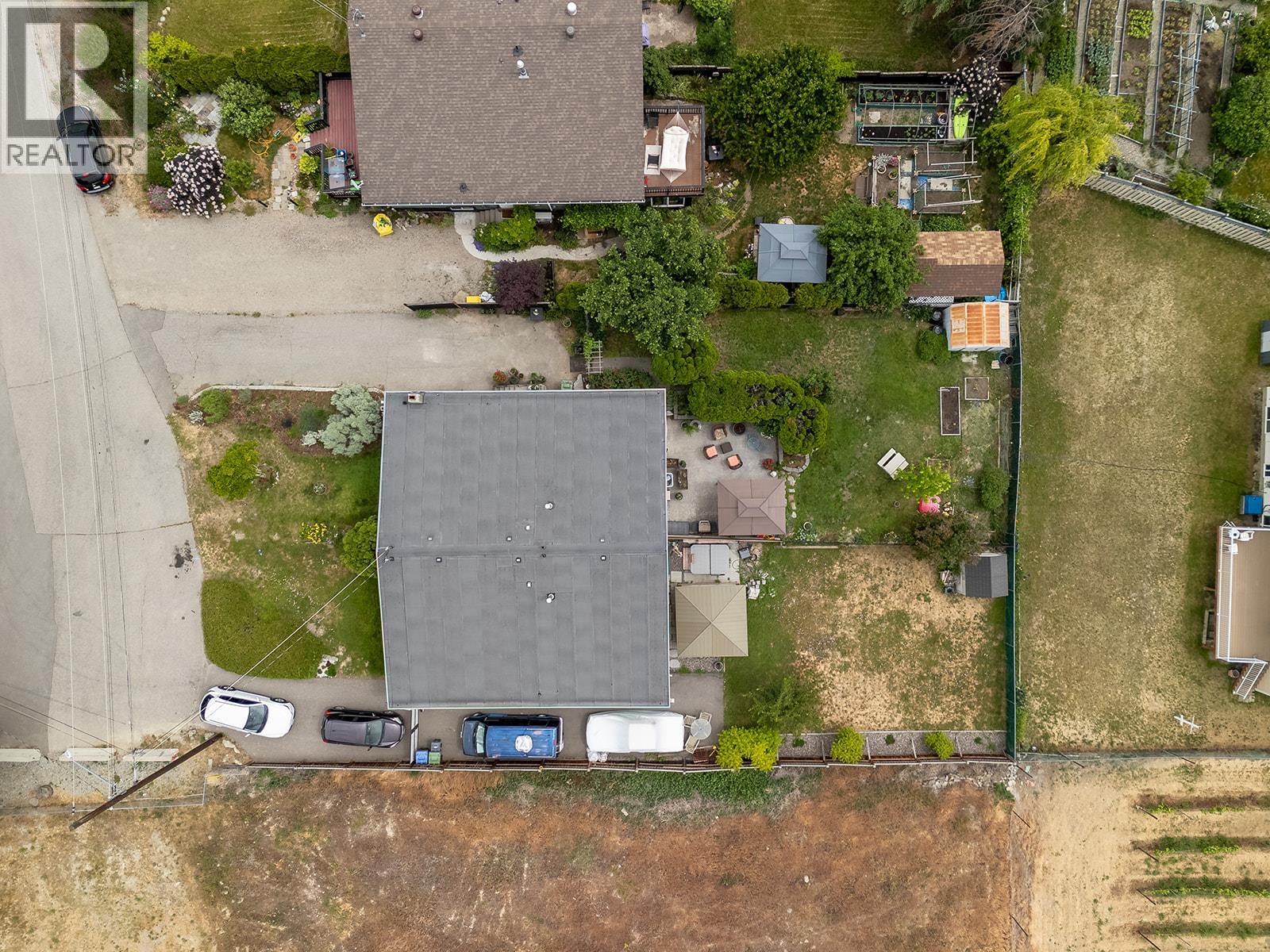  2447 Margaret Road, West Kelowna