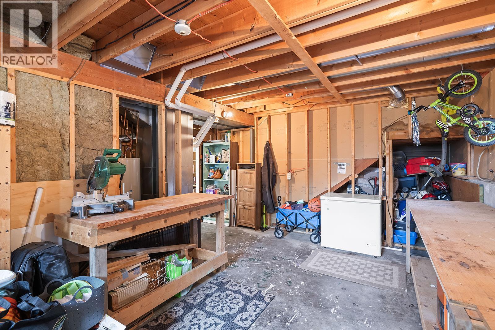  2447 Margaret Road, West Kelowna