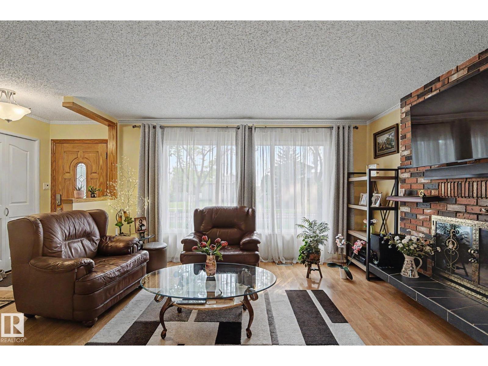 11638 123 ST NW NW - 12