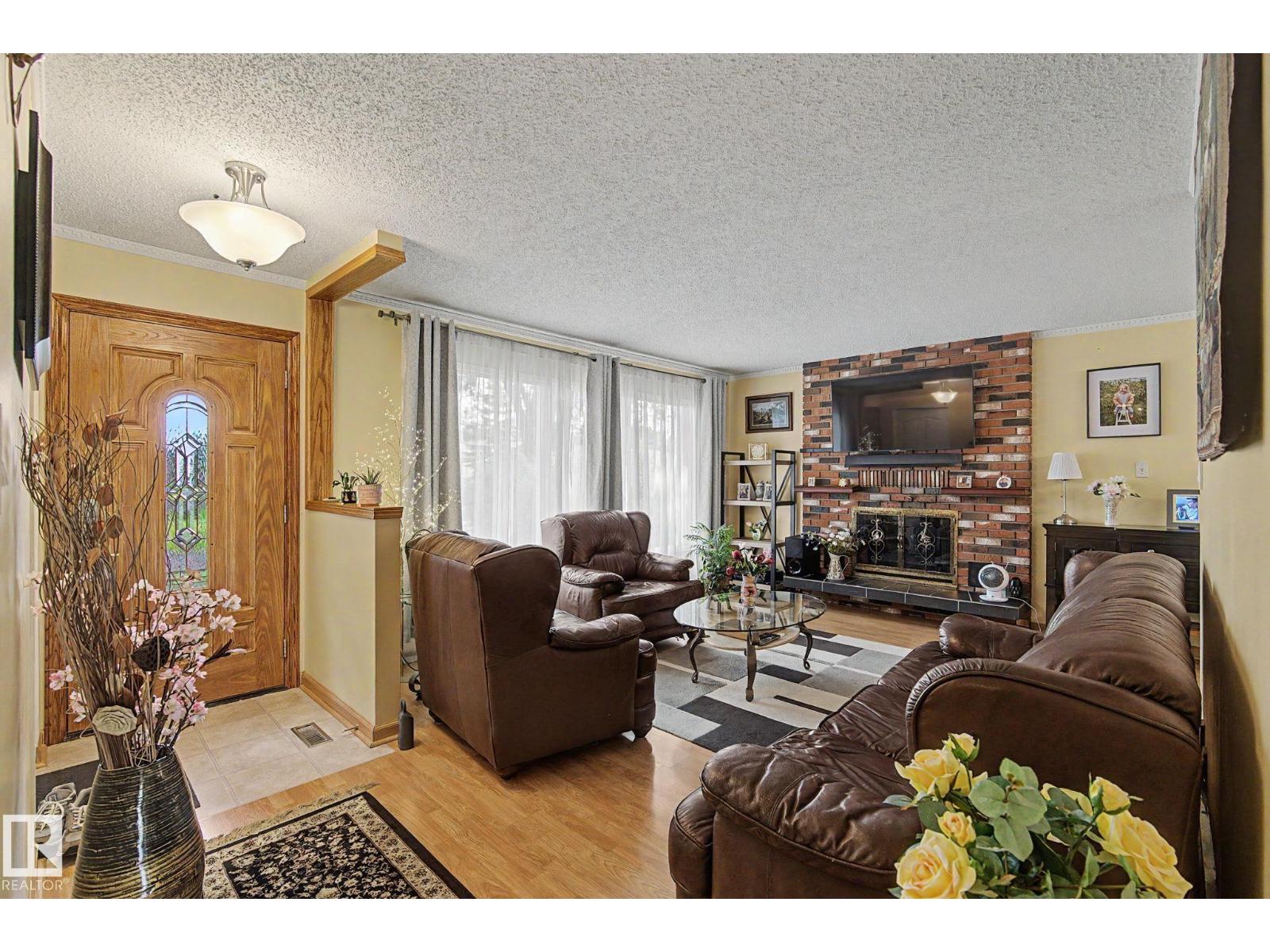 11638 123 ST NW NW - 13