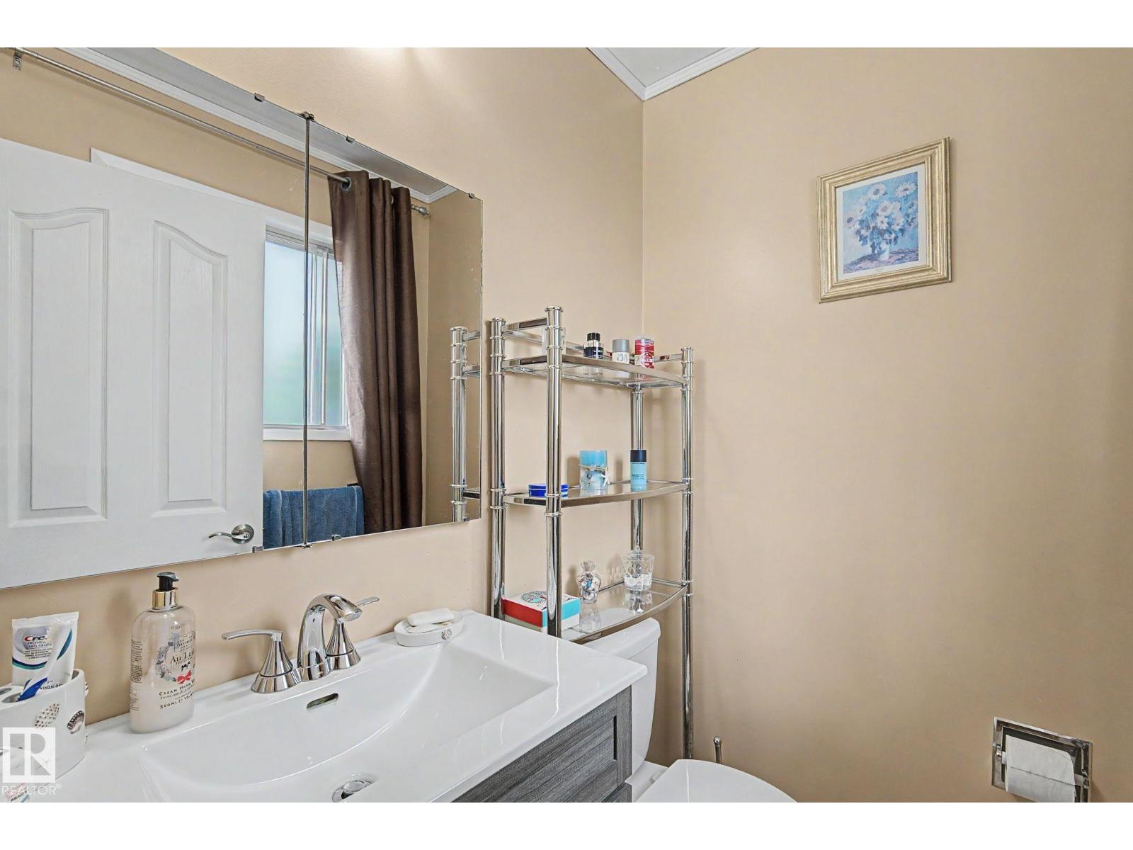 11638 123 ST NW NW - 18