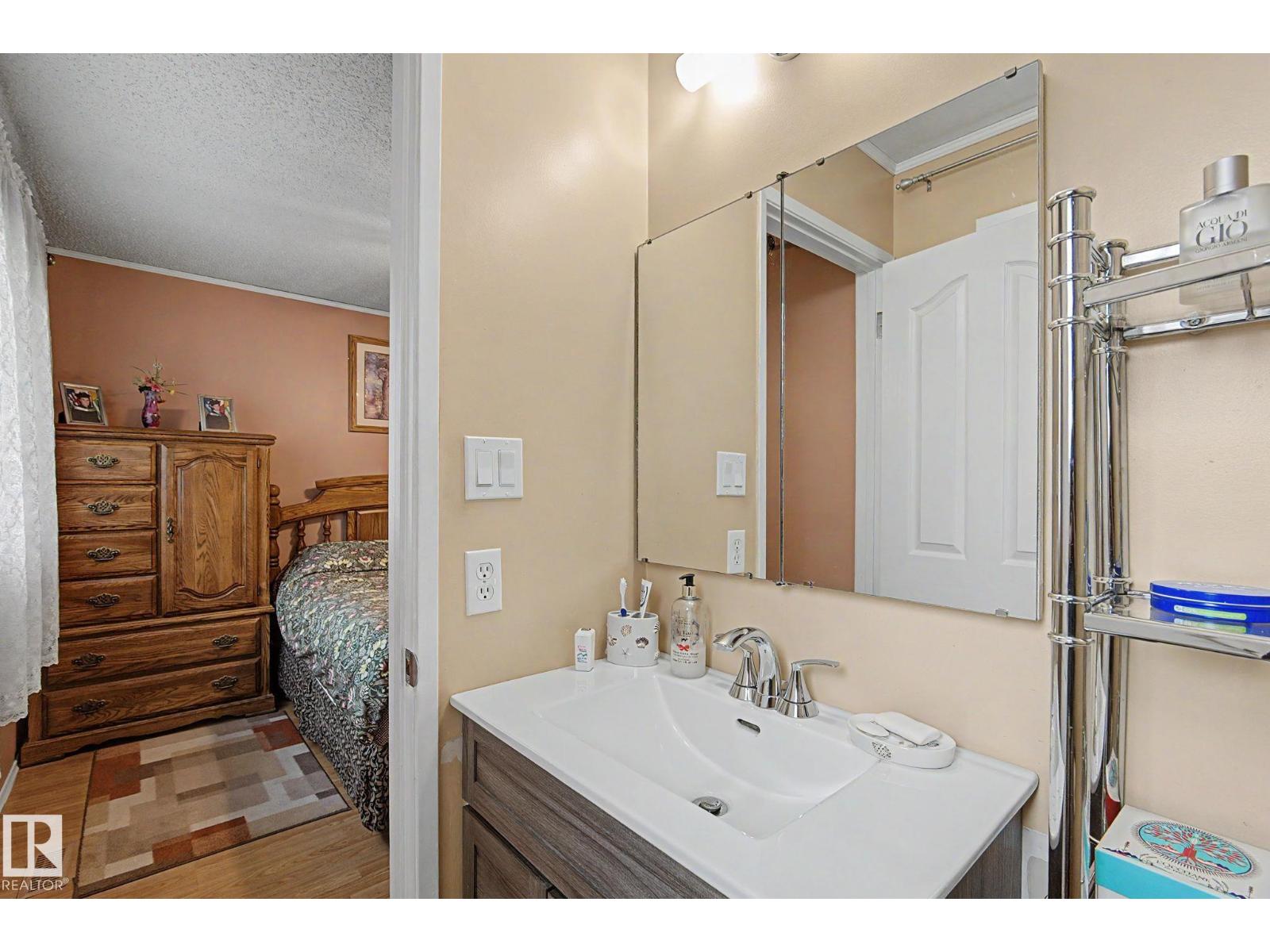 11638 123 ST NW NW - Image 19
