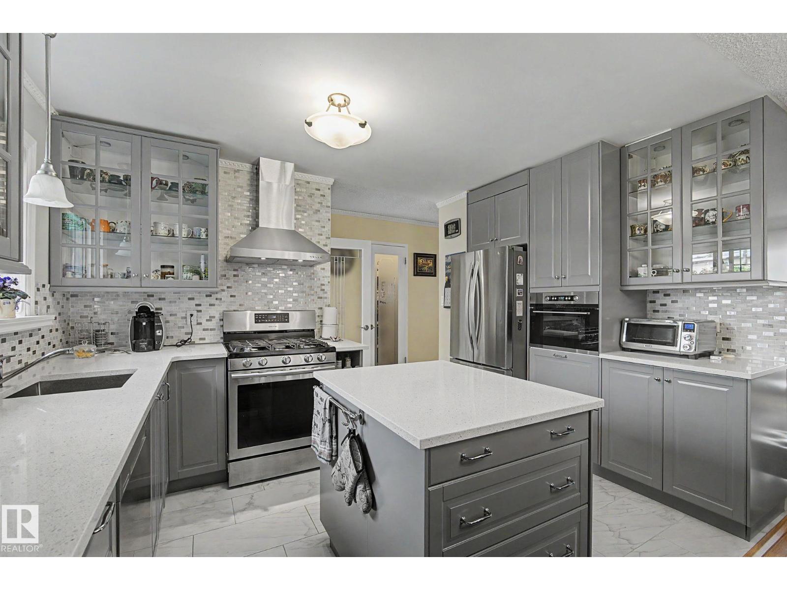 11638 123 ST NW NW - 21