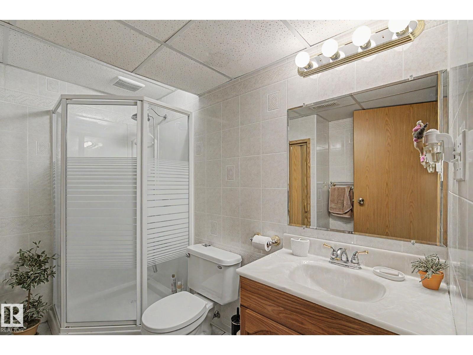 11638 123 ST NW NW - 33