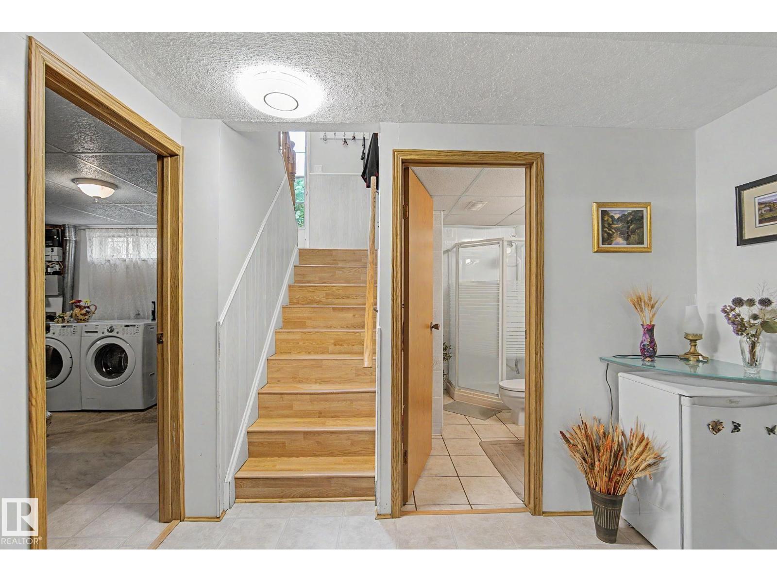 11638 123 ST NW NW - 36