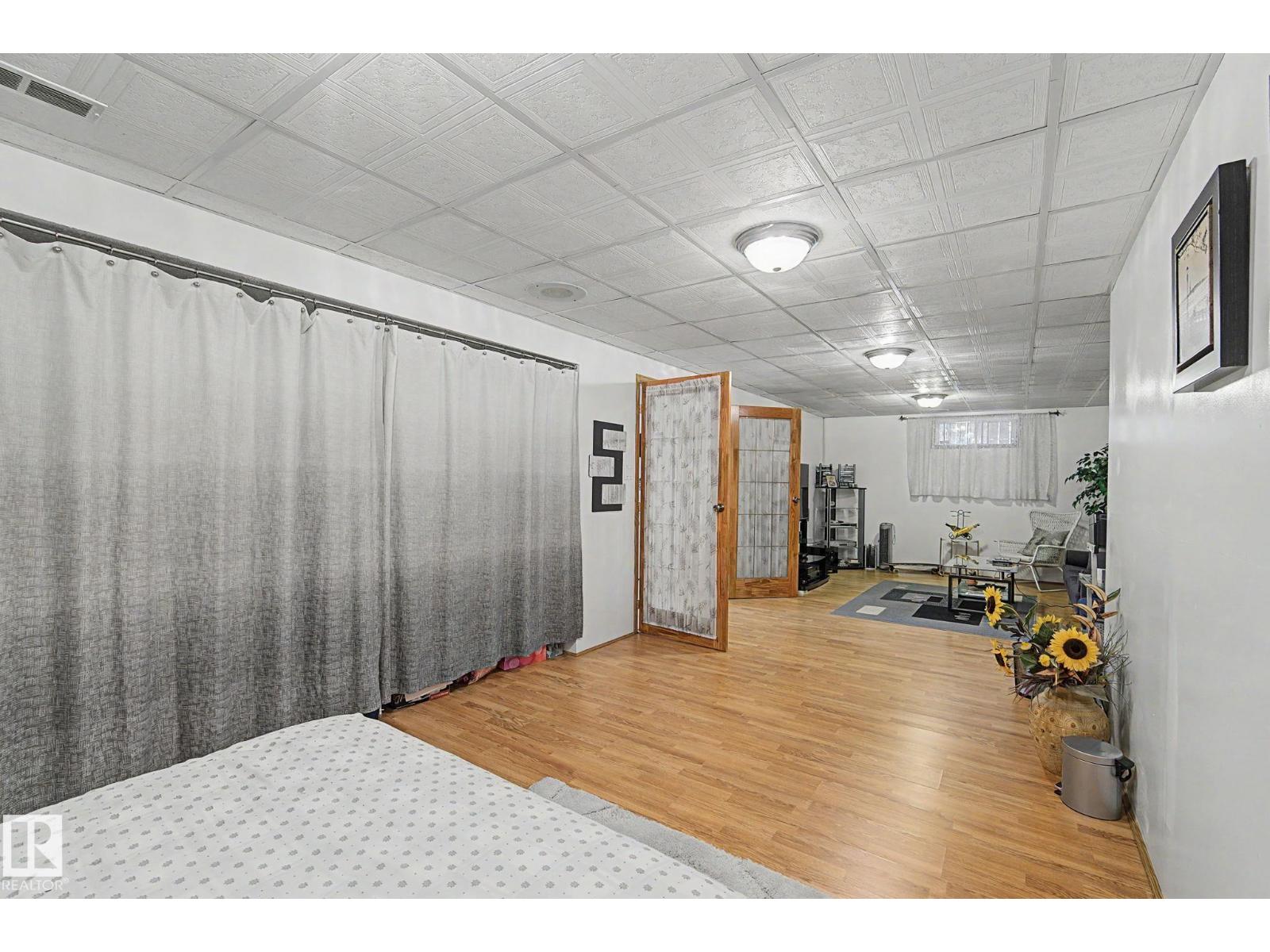 11638 123 ST NW NW - 41