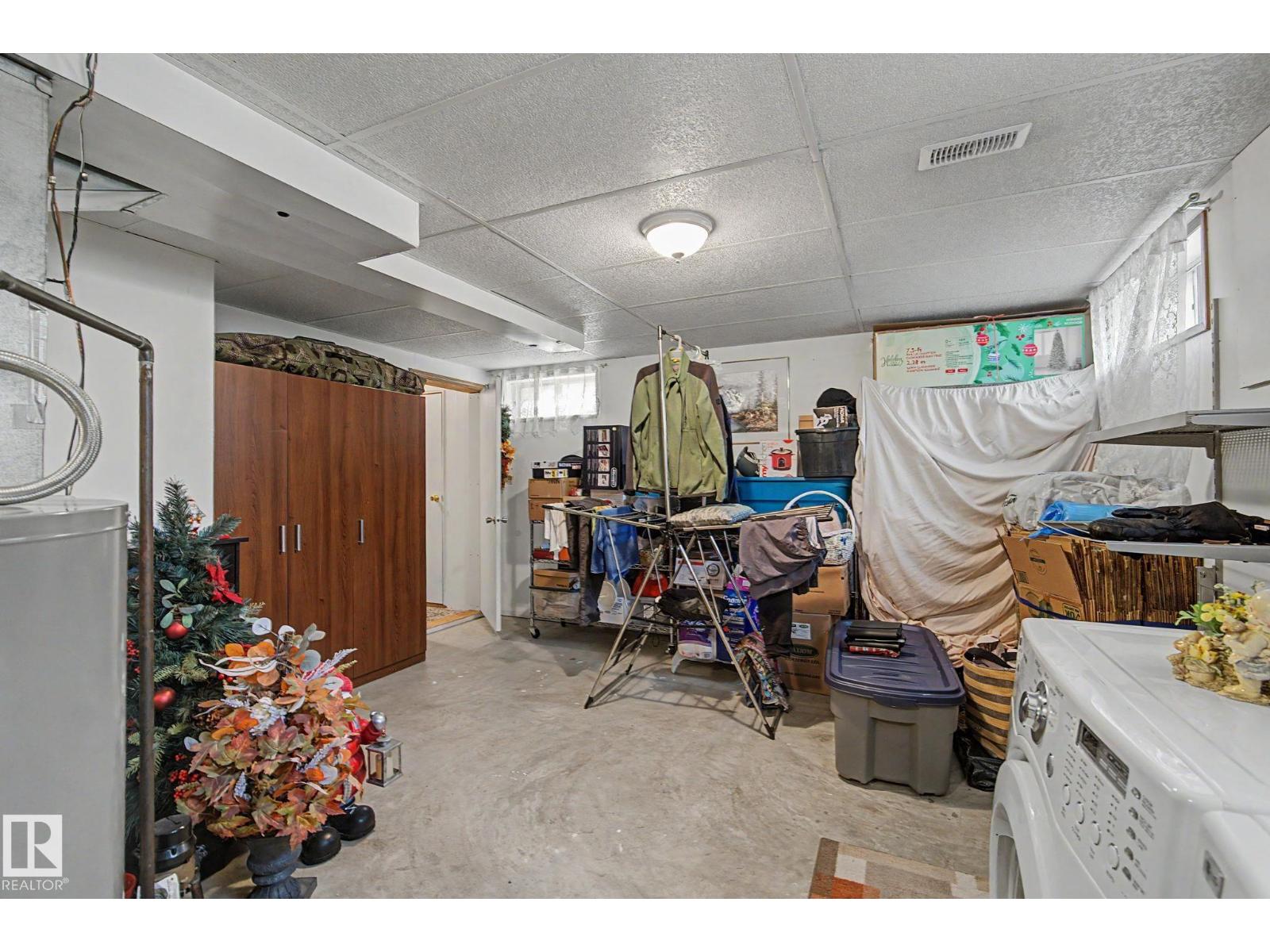 11638 123 ST NW NW - Image 47