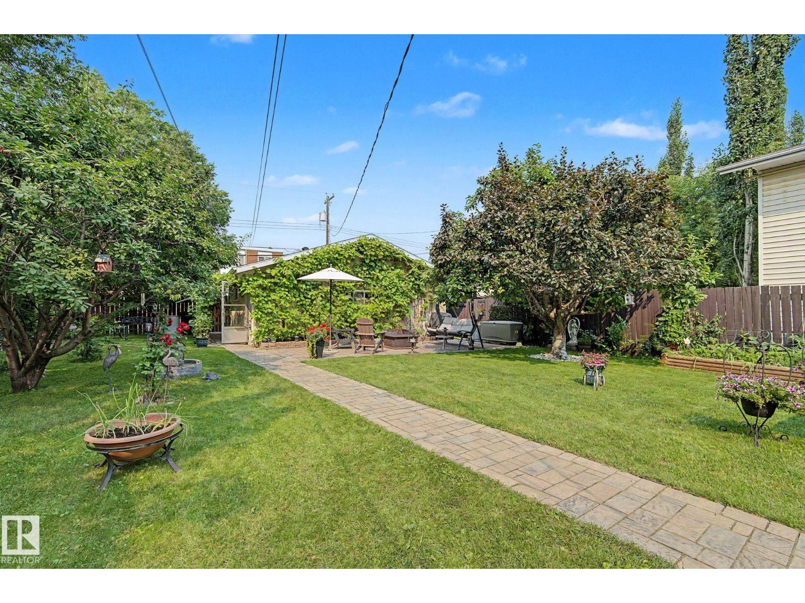 11638 123 ST NW NW - 72
