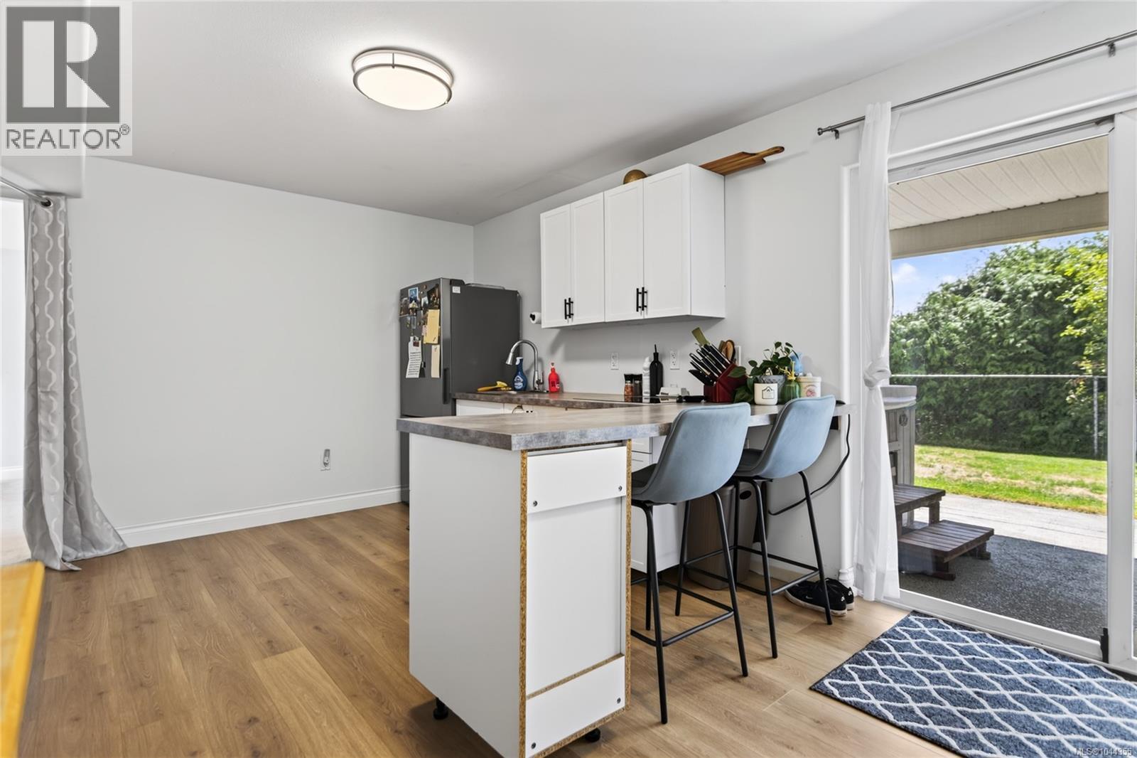 1059 Thorpe Ave - Image 47