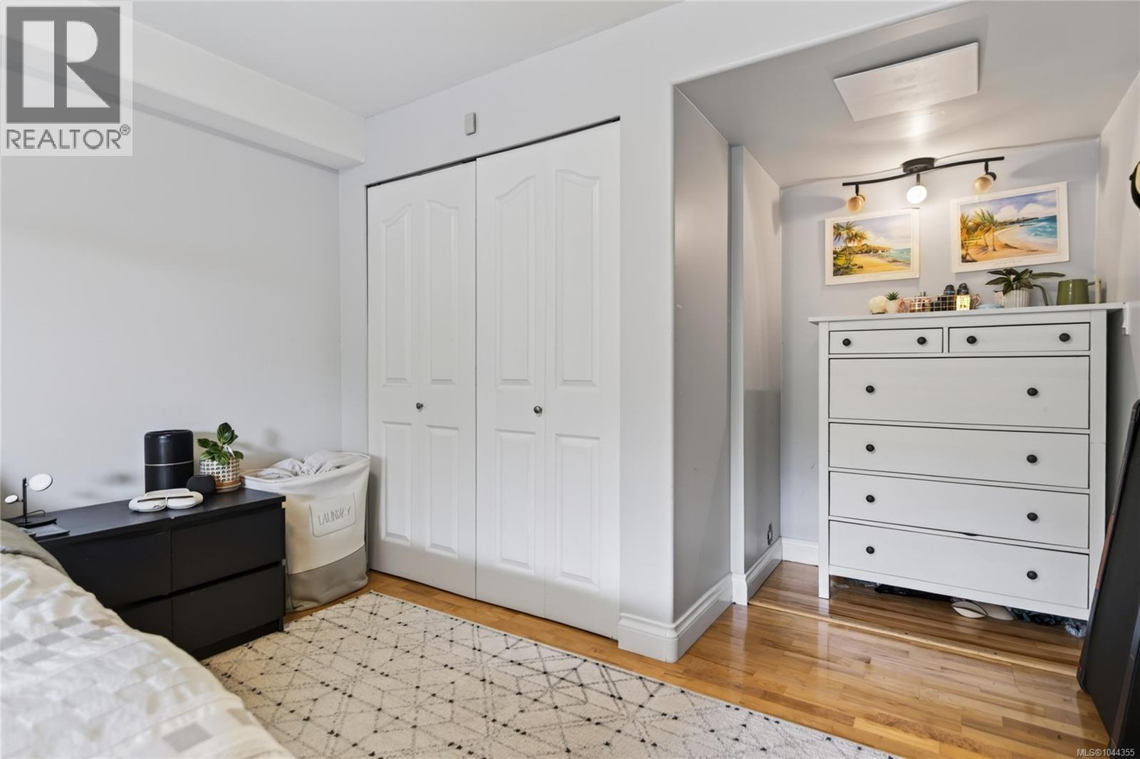 1059 Thorpe Ave - 57